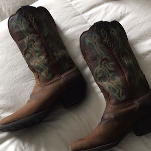 Justin cowboy boots